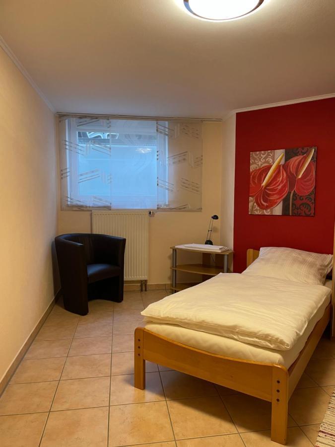 6 Personen - Naehe Messe Apartment *